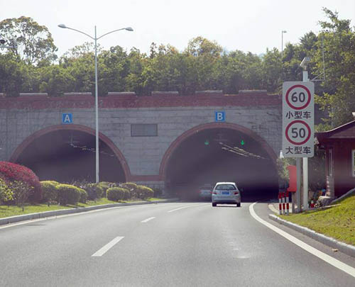高速隧道工程加固
